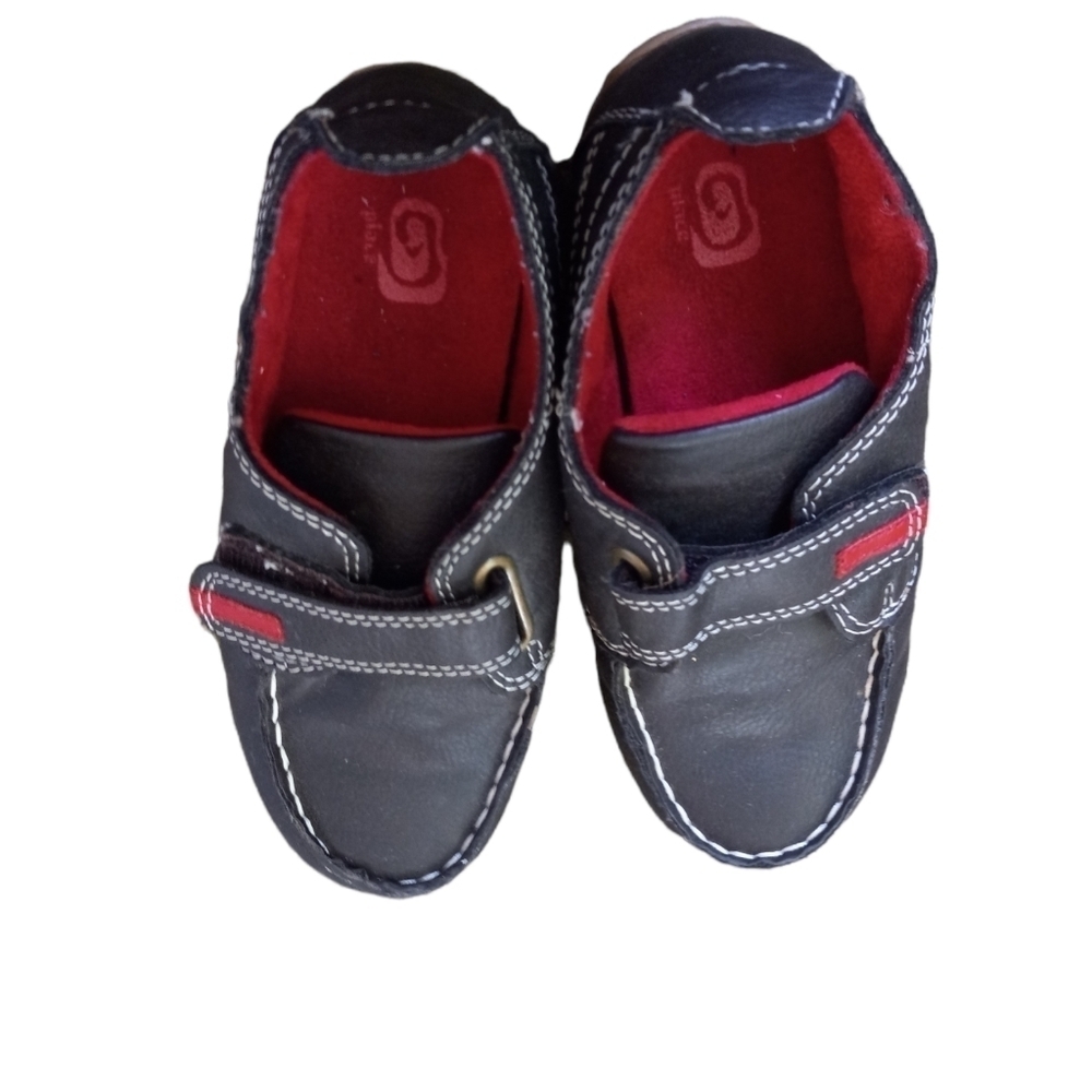 Leather Brown Fat kids Shoes Size 11 in Excellent Used Condition